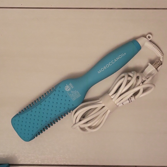 MOROCCAN OIL HEATED CERAMIC BRUSH - Picture 5 of 6